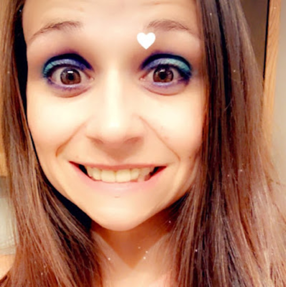 Meet your Posher, April